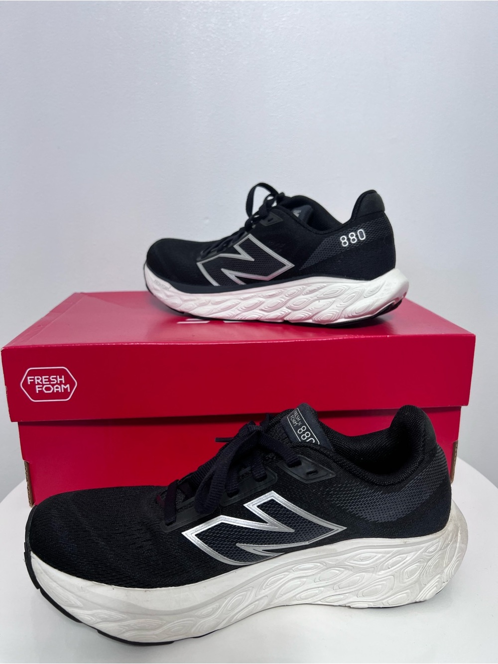 New Balance Black and White 880 Lightweight Running Sneakers